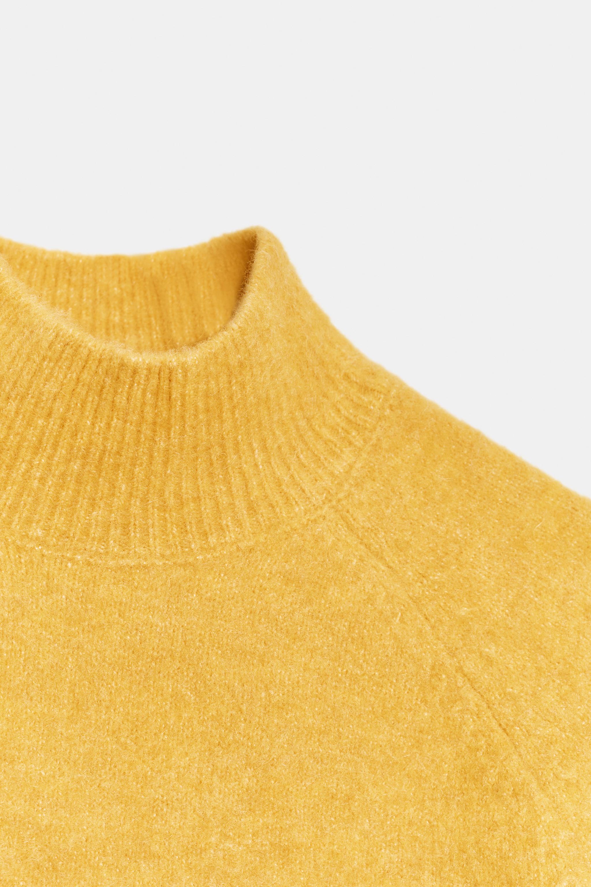 SHORT SLEEVE SOFT KNIT JUMPER